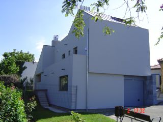 Construccin de vivienda unifamiliar aislada moderna 1