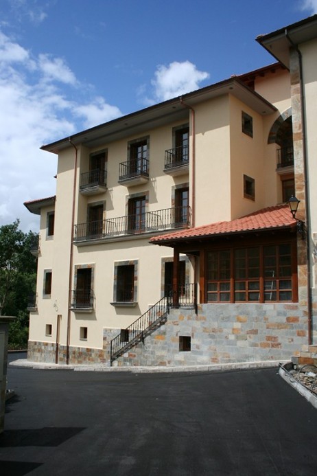 Construccin de ampliacin de Hotel en Cudillero 3