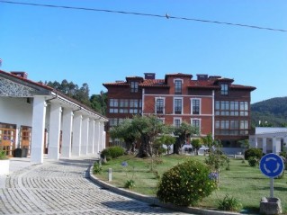 Empresa constructora de hotel restaurante 2